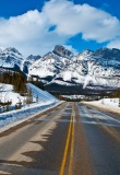 route-icefield-highway-rocheuses-hiver-canada