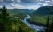 grand-lac-traversant-foret-parc-jacques-cartier-canada